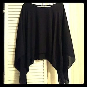 Gorgeous bat wing cut top